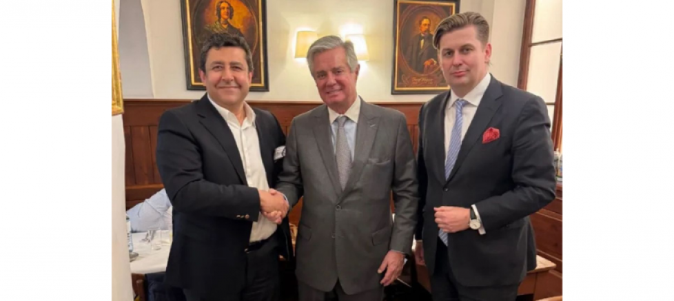 Almanya’daki Türk İş Dünyasından Stratejik Hamle: Çetin Ay, Trump Ekibiyle Avrupa’da Masaya Oturdu - GÜNDEM - İnternetin Ajansı