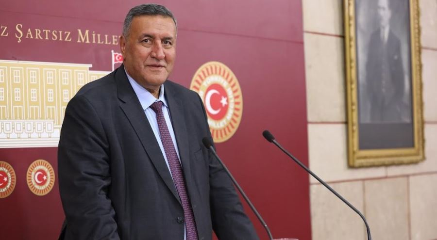 Bakan Kasapoğlu’na göre yurt sorunu yok