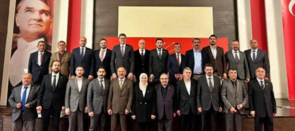 Hüseyin Benek: “Şimdi Türkiye’nin Birinci Partisiyiz, İlk Seçimde İktidar Olacağız” - GÜNDEM - İnternetin Ajansı