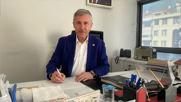 Selçuk Özdağ'dan 'başörtüsü' çağrısı!