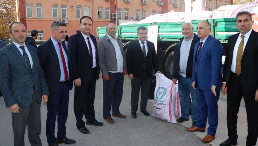 TRİTİKALE YETİŞTİRİCİLİĞİ DESTEKLENİYOR